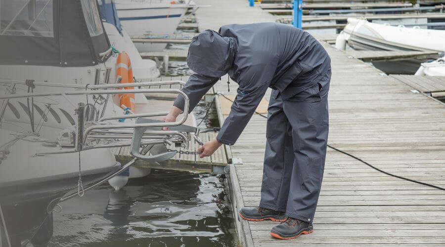 Why choose water damage restoration service for commercial water damage restoration in Raleigh